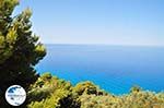The blauwe zee near Egremni and Athani - Lefkada (Lefkas) - Photo GreeceGuide.co.uk