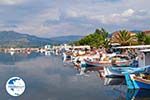 The kleurrijke small harbour of Skala Kallonis - Photo GreeceGuide.co.uk