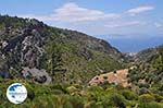 We naderen Karlovassi - Island of Samos - Photo GreeceGuide.co.uk