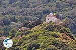 Church of The Holly Maria on een groenrijk heuveltje in Karlovassi - Island of Samos - Photo GreeceGuide.co.uk