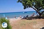 Nog een zand- pebble beach in Karlovassi - Island of Samos - Photo GreeceGuide.co.uk