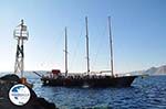 The harbour of Athinios Santorini (Thira) - Photo 18 - Photo GreeceGuide.co.uk