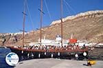 The harbour of Athinios Santorini (Thira) - Photo 20 - Photo GreeceGuide.co.uk
