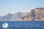 The harbour of Athinios Santorini (Thira) - Photo 21 - Photo GreeceGuide.co.uk