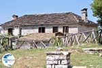 typical huis Vikos - Zagori Epirus - Photo GreeceGuide.co.uk