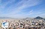 Photo Athens with On the right the Lycabetus (Lycabettus)-heuvel - Photo GreeceGuide.co.uk