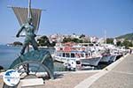 Monument The harbour of Skiathos-stad - Photo GreeceGuide.co.uk